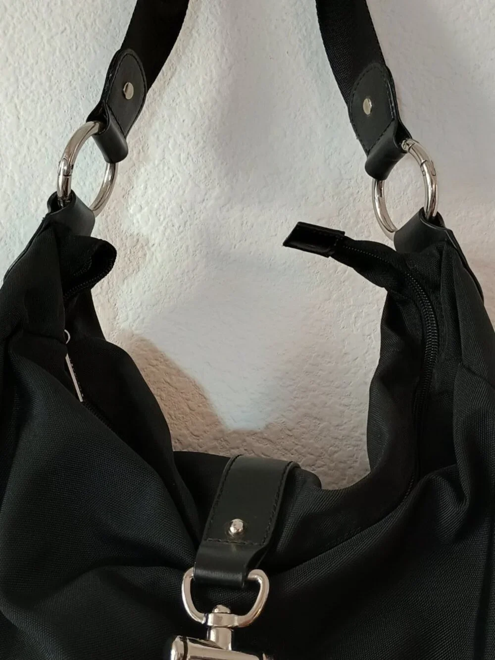 NWOT Lg Shoulder Bag Hobo Cow Leather Trim Brass Lock Zip Closure Multi Pockets